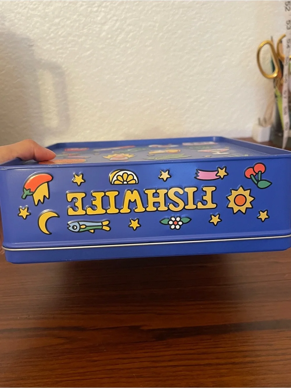 Blue Decorative Pet Fish Tin - Colorful Kitchen Design